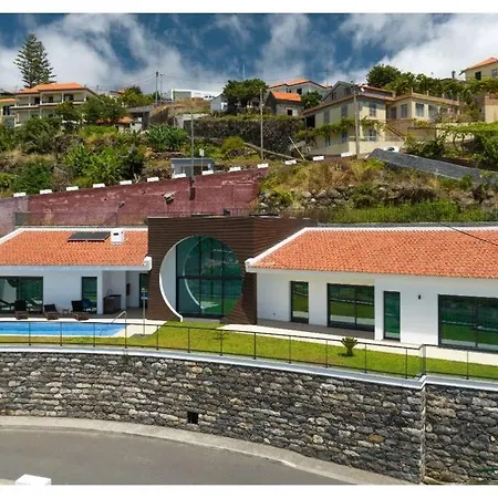 The Pool House In Ponta De Sol * Funchal (Madeira)